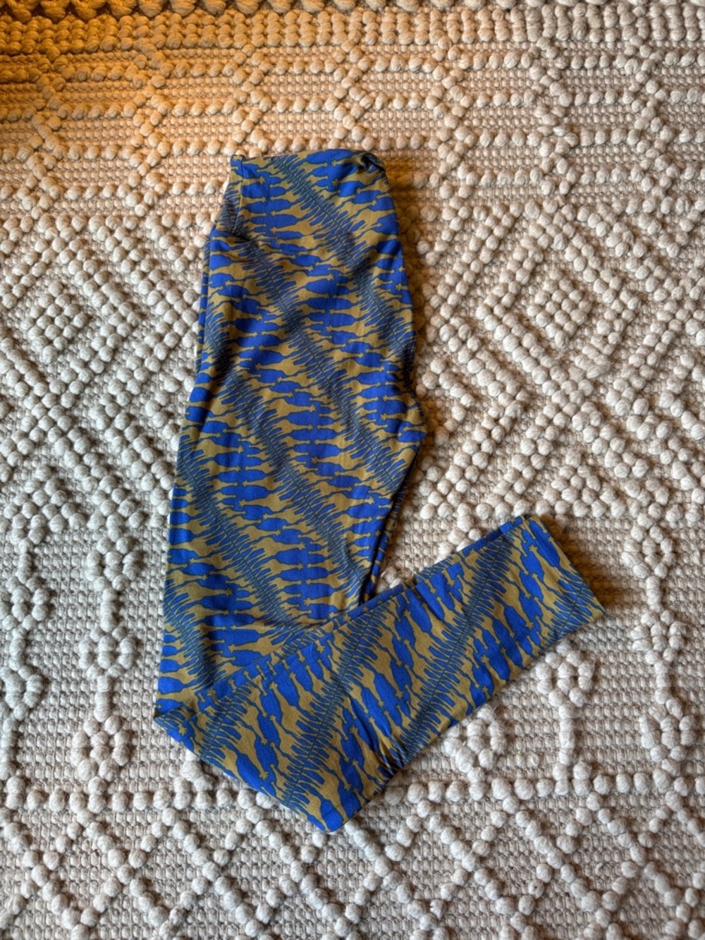LuLaRoe Blue and Olive Abstract Print Leggings